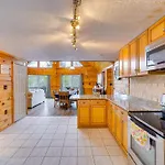 Lakefront Cabin With Hot Tub 6 Mi To Ski Resort!